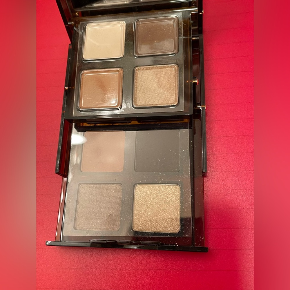 Bobbie Brown - 2 Eyeshadow Palettes New Never used